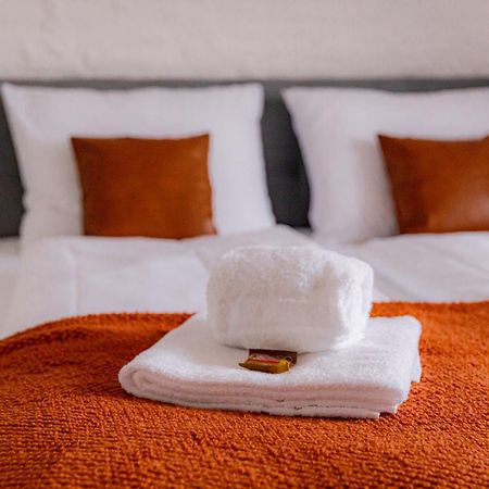 Highlight Am Stadtplatz Muehldorf - C4S Come4Stay - 2 Zimmer Wohnung I Bis Zu 5 Gaeste 외부 사진