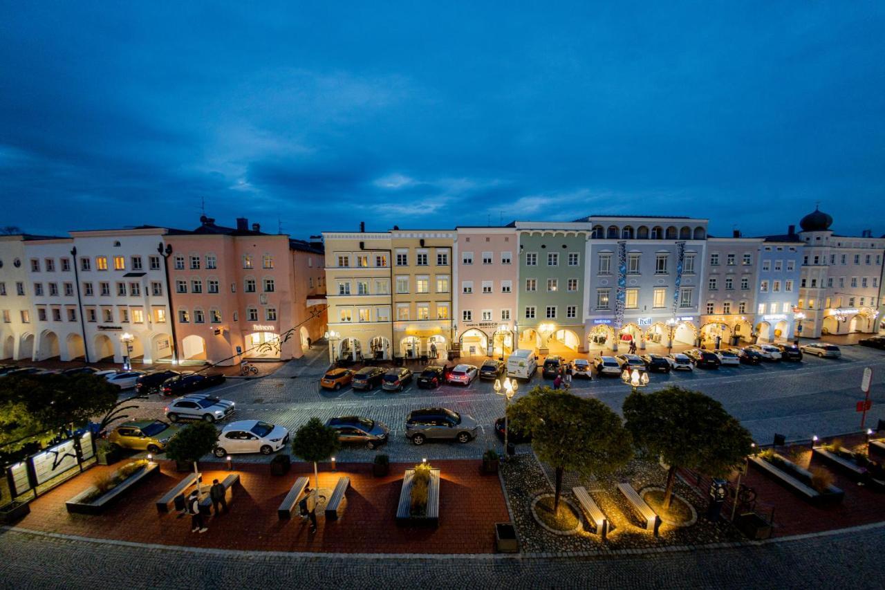 Highlight Am Stadtplatz Muehldorf - C4S Come4Stay - 2 Zimmer Wohnung I Bis Zu 5 Gaeste 외부 사진