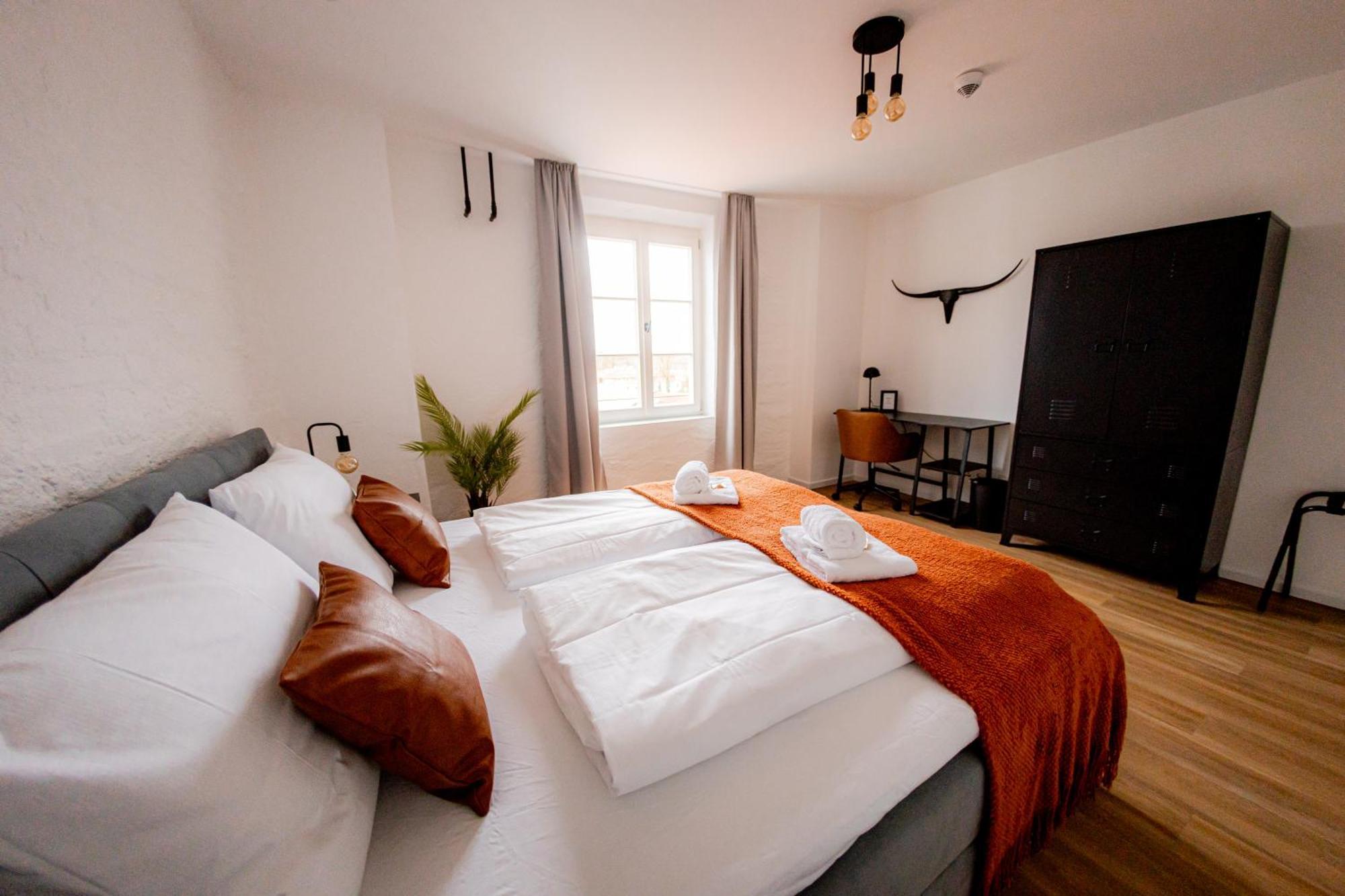 Highlight Am Stadtplatz Muehldorf - C4S Come4Stay - 2 Zimmer Wohnung I Bis Zu 5 Gaeste 외부 사진