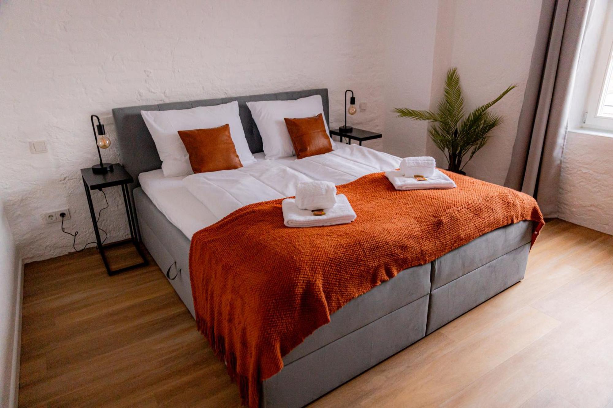 Highlight Am Stadtplatz Muehldorf - C4S Come4Stay - 2 Zimmer Wohnung I Bis Zu 5 Gaeste 외부 사진